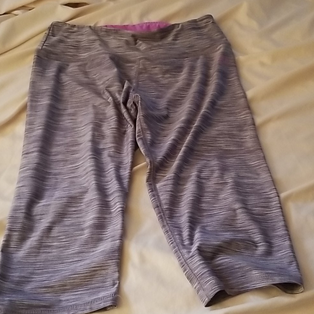 Workout capris